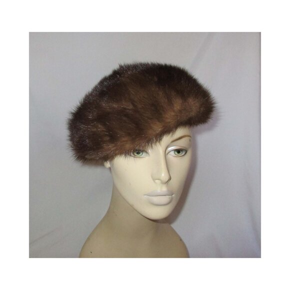 Vintage 1950's Elizabeth Strawbridge Clothier Brown Mink Fur Tilted Pillbox Hat - Picture 2 of 7